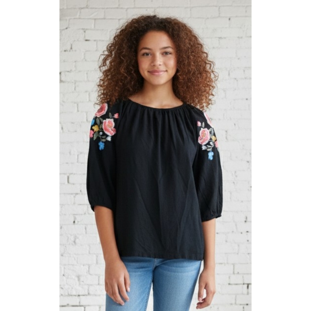 Old Navy Floral Embroided Elbow Sleeve Top Black Size XL(14)